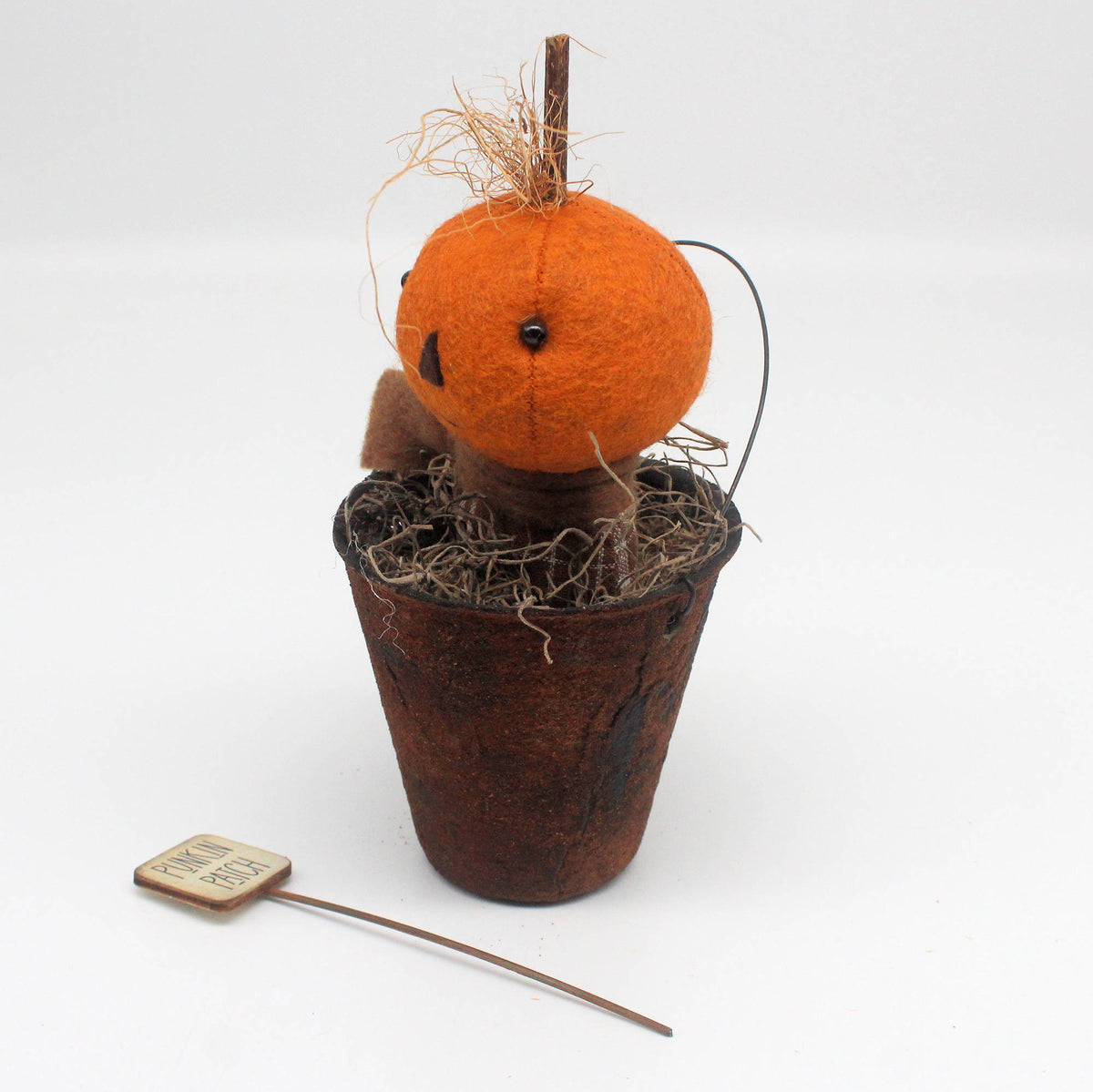 Rustic Primitive Pumpkinhead Doll in Faux Rusty Bucket – 7" Fall Halloween Decor