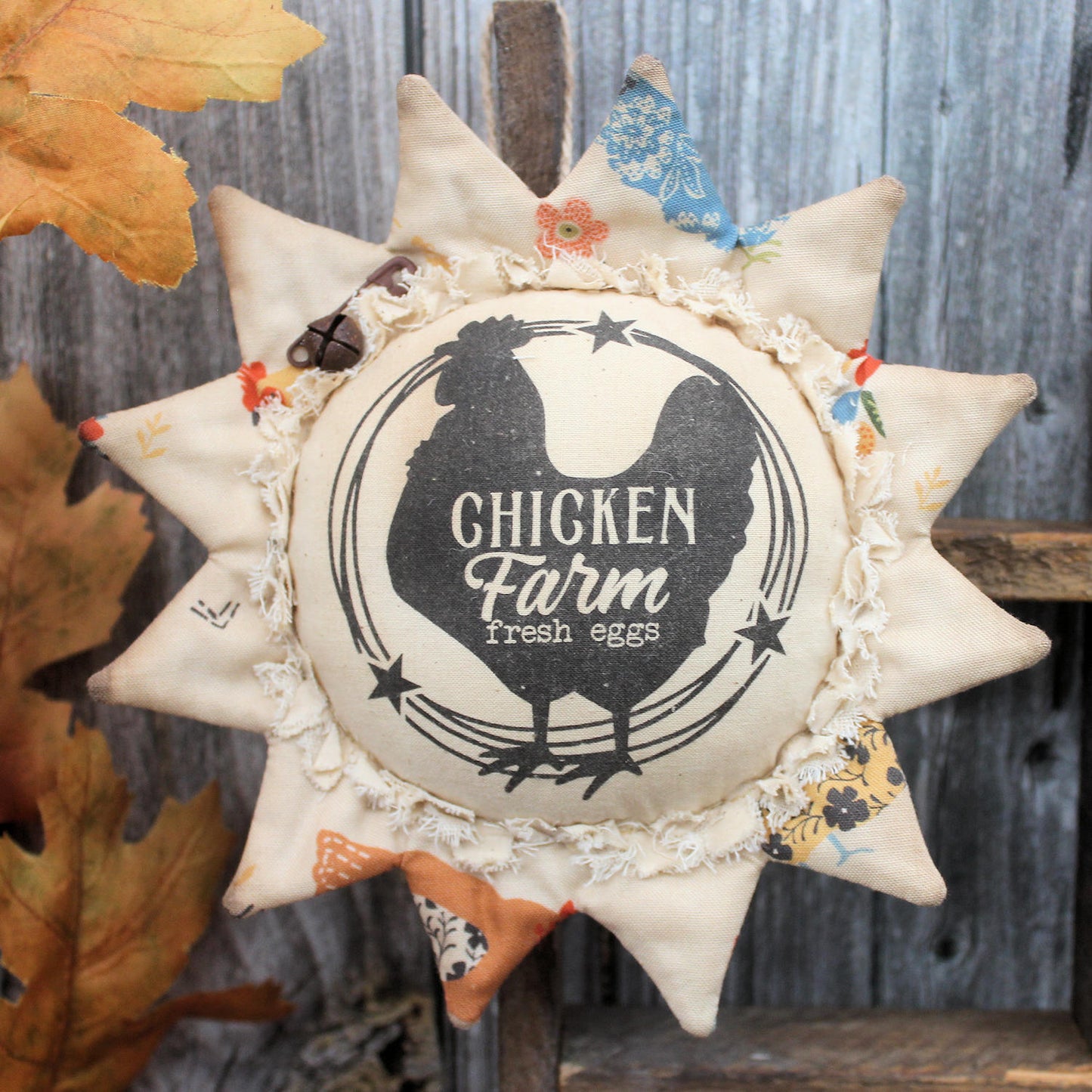 Country Sunflower Ornament Chicken Farm