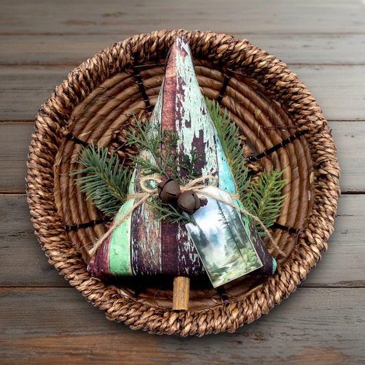 Weathered Wood Cabin Christmas Tree Ornament Bowl Filler