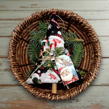 Decorative Christmas ornament with a tag on a woven plate