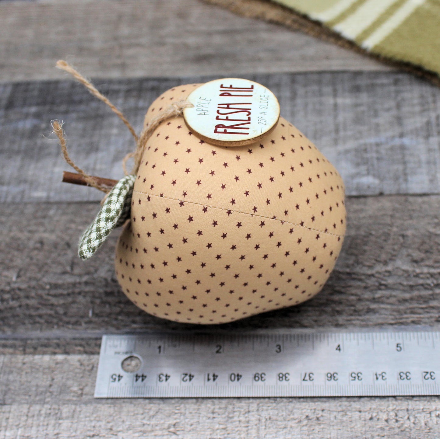 Apple Shelf Sitter Farmhouse Kitchen Bowl Filler