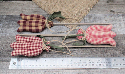 Homespun Tulips Vase Fillers 3-Set Pokes