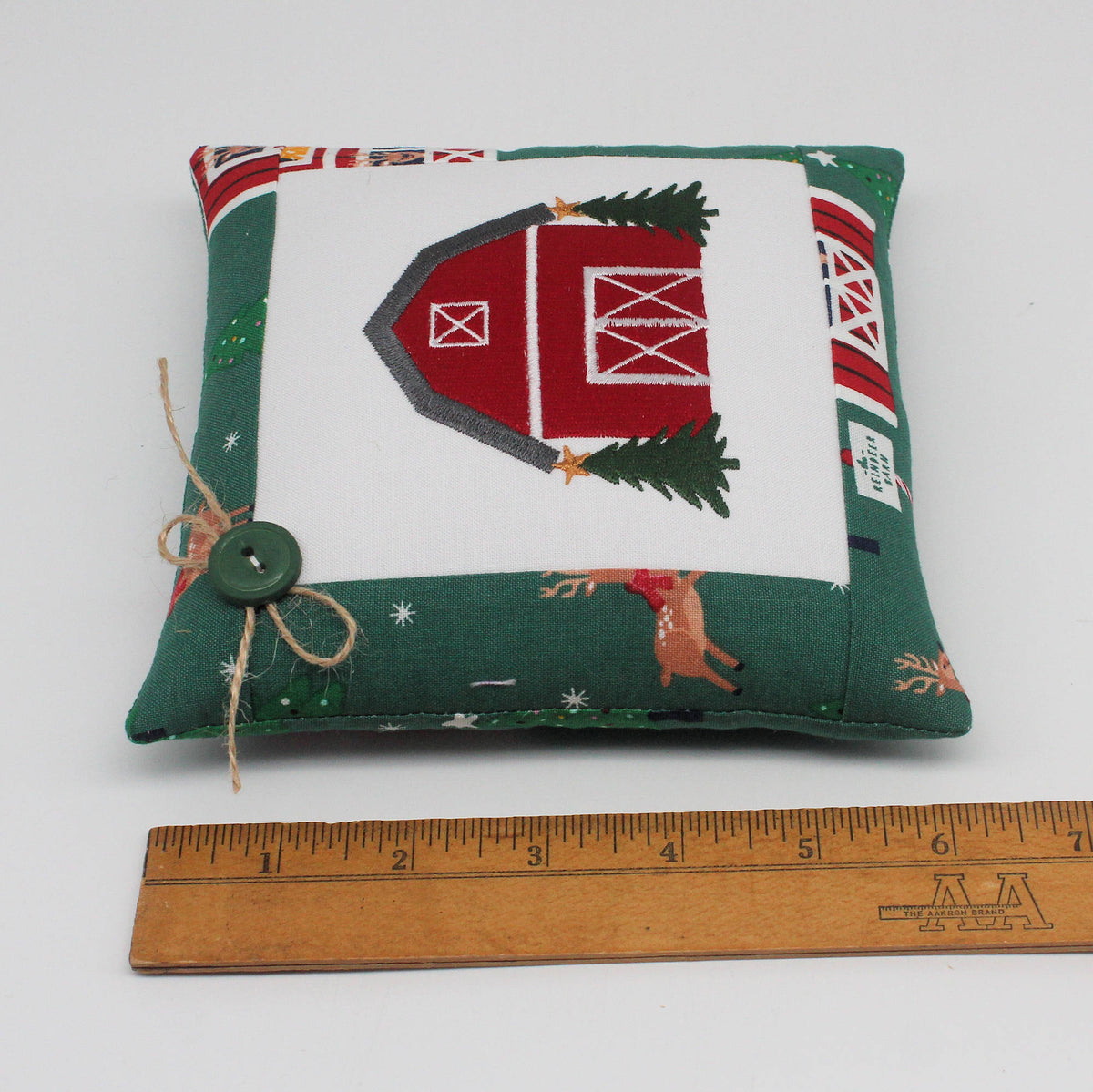 Rustic Red Barn Christmas Tree Pillow Tuck – 6x6 Embroidered Decor